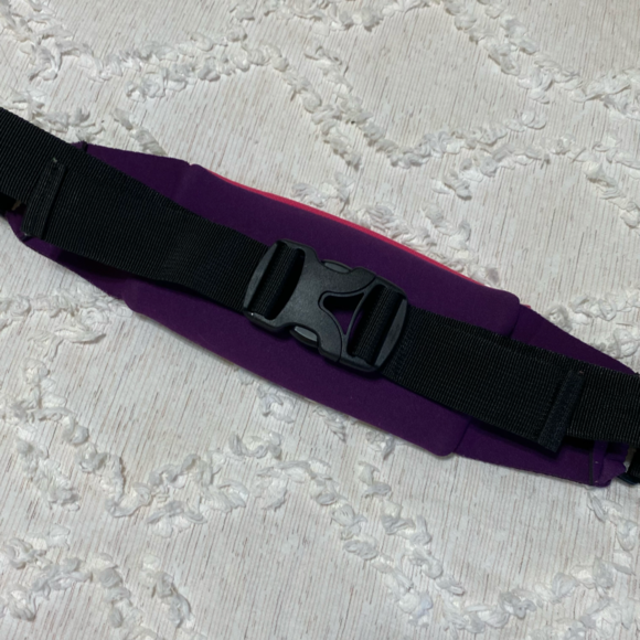Nathan Pink/Purple 5K Running Belt - Picture 6 of 6